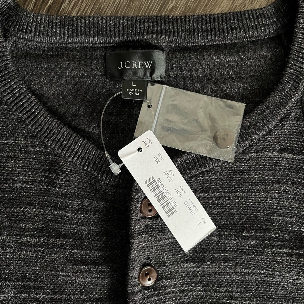 NWT Mens J Crew Henley Style button Sweater - Picture 4 of 6